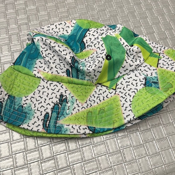 Cactus Print Bucket Hat Green White Festival Desert Sun Hat OS - Picture 1 of 4